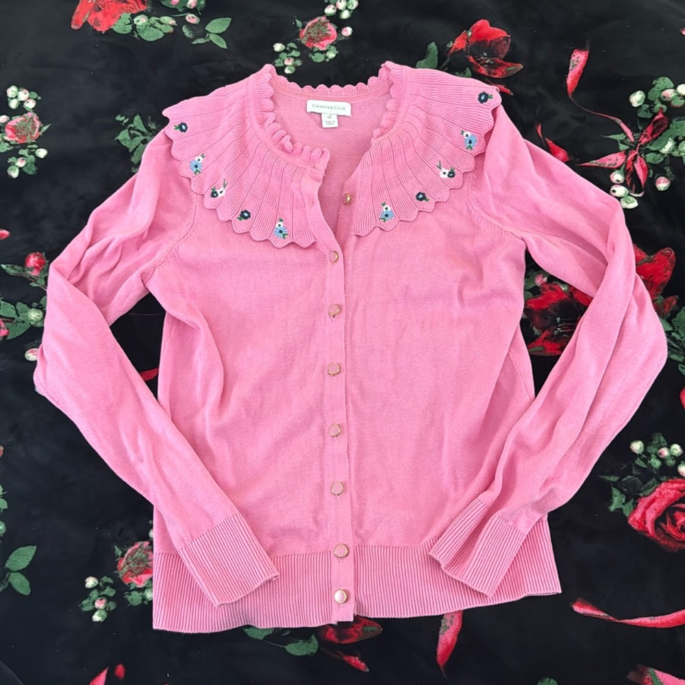 Cute spring sweater - size XS